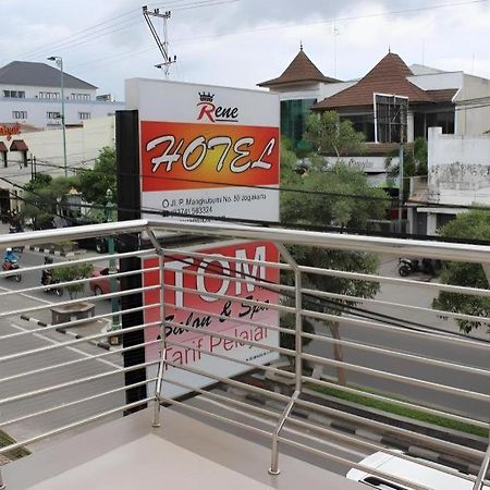 Rene Hotel Yogyakarta Buitenkant foto
