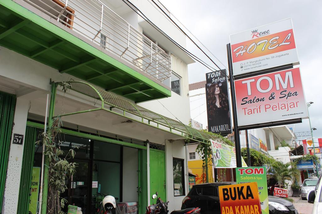 Rene Hotel Yogyakarta Buitenkant foto