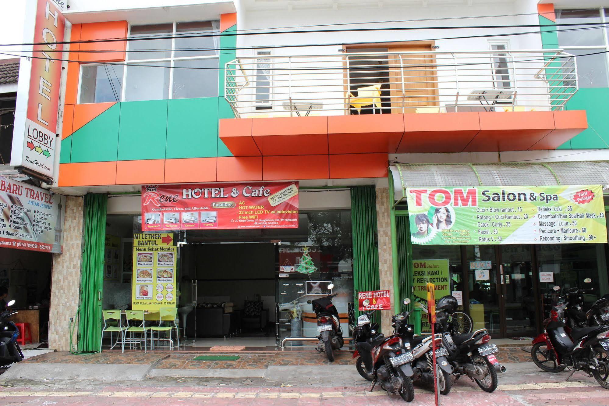 Rene Hotel Yogyakarta Buitenkant foto