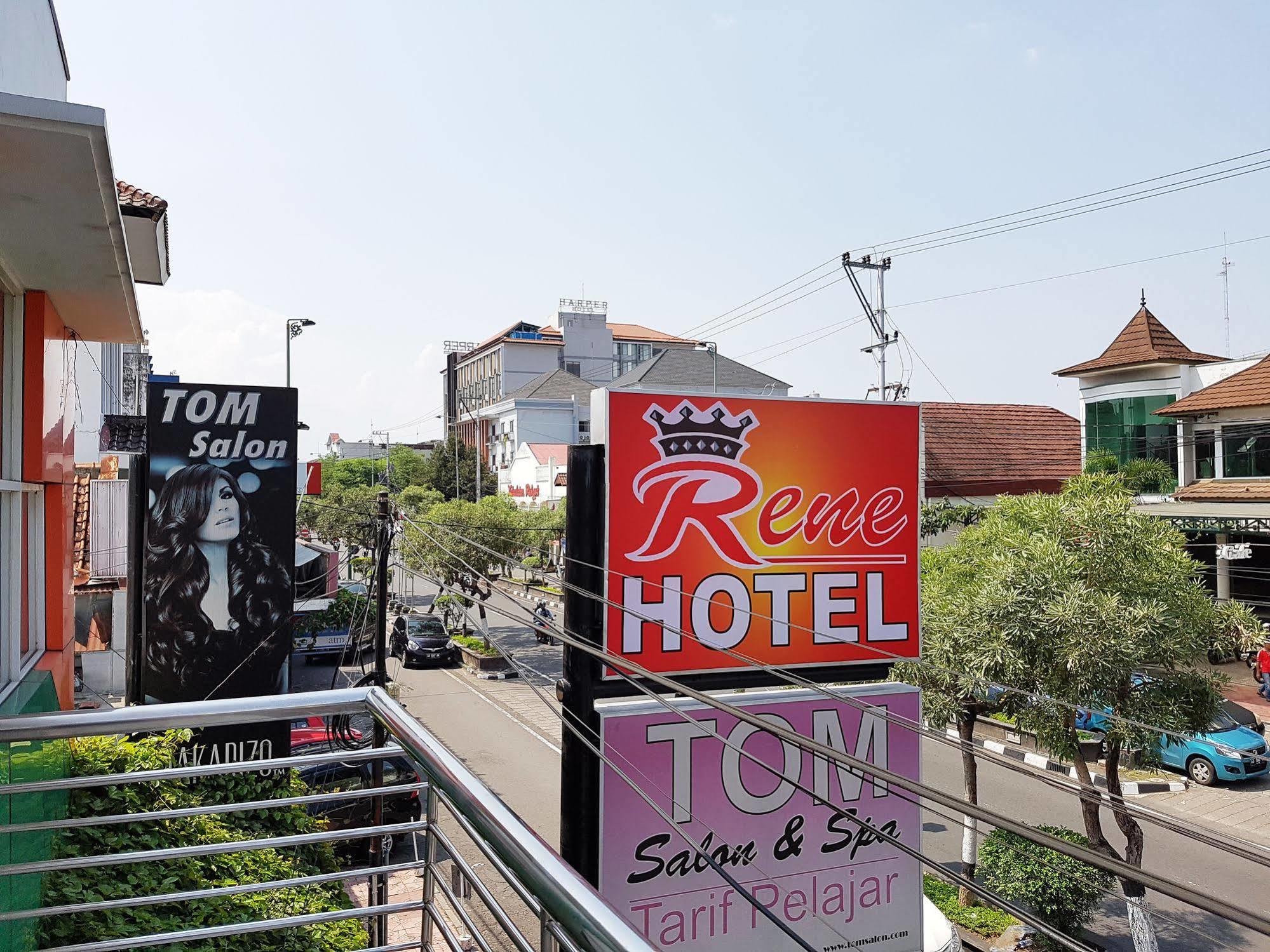 Rene Hotel Yogyakarta Buitenkant foto